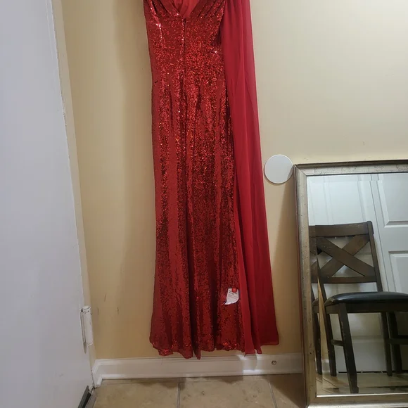 Cape Shoulder Pleated Elegant Red Sequin Sleeveless Gown - Picture 7 of 12